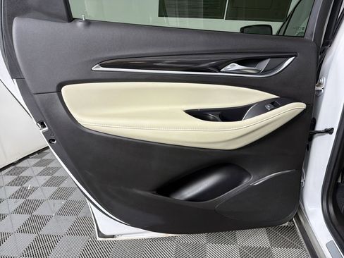 Certified 2021 Buick Enclave Essence w/ Sound and Sites Package image 21