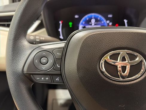 Used 2026 Toyota Corolla LE image 26