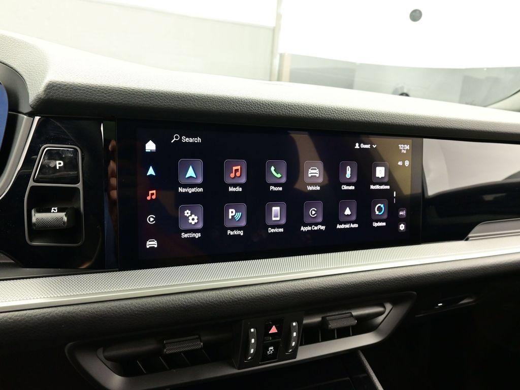 Certified 2025 Porsche Cayenne AWD/4WD image 10