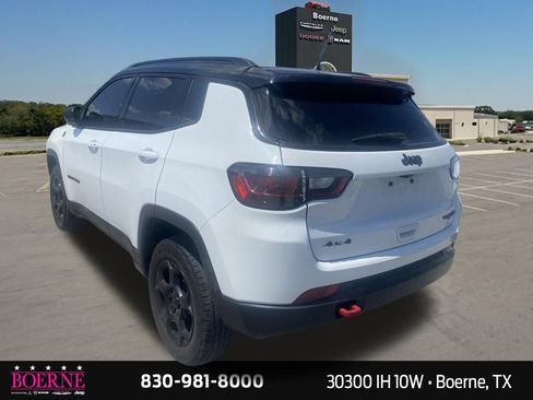 Used 2023 Jeep Compass Trailhawk w/ Trailhawk Elite Group AWD/4WD image 11