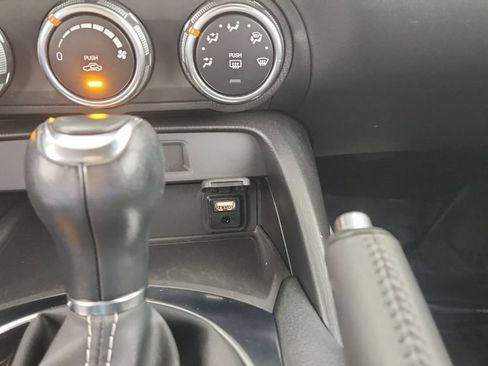 Used 2018 FIAT 124 Spider Classica RWD image 18