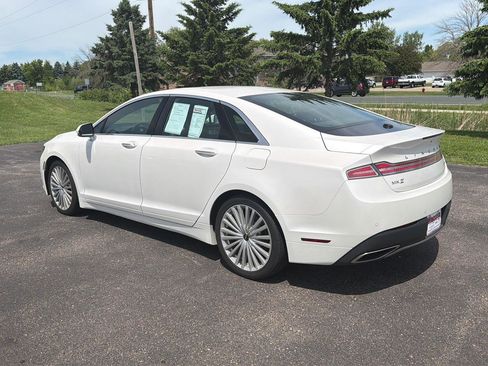 Used 2017 Lincoln MKZ Reserve AWD/4WD image 5