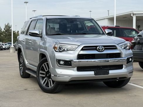Used 2022 Toyota 4Runner Limited RWD image 2