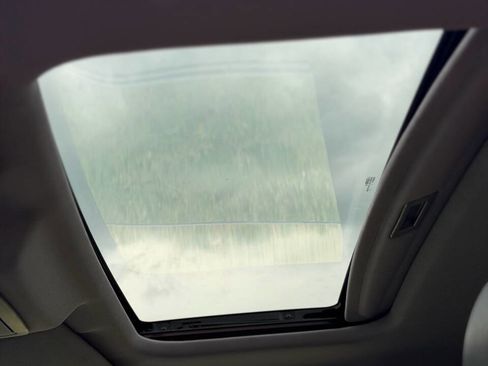 Used 2013 Ford F150 Lariat w/ Luxury Equipment Group image 13