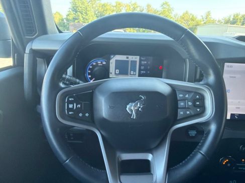 Used 2024 Ford Bronco Black Diamond AWD/4WD image 20