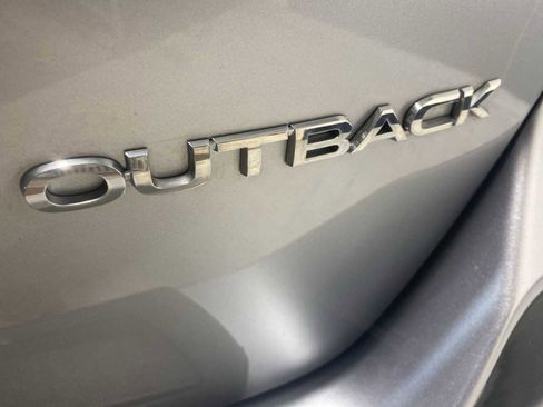 Used 2020 Subaru Outback Limited image 7