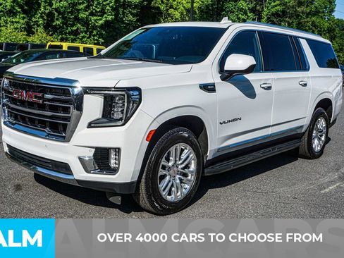 Used 2024 GMC Yukon XL SLT RWD image 3
