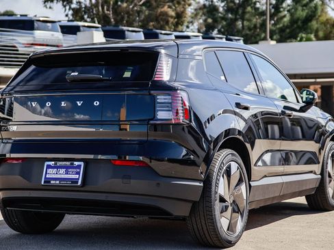 New 2026 Volvo EX30 Ultra AWD/4WD image 6