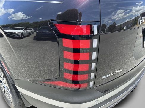 New 2026 Hyundai Palisade FWD Hybrid image 14