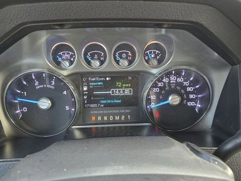 Used 2013 Ford F250 Lariat w/ Chrome Pkg image 11