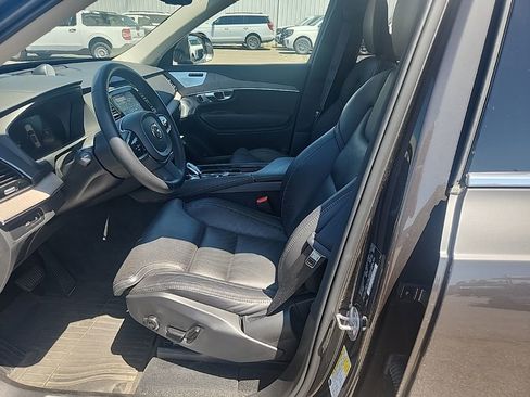 Used 2024 Volvo XC90 T8 Ultimate w/ Protection Package Premier AWD/4WD image 18