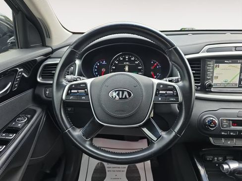 Used 2019 Kia Sorento SX FWD image 12