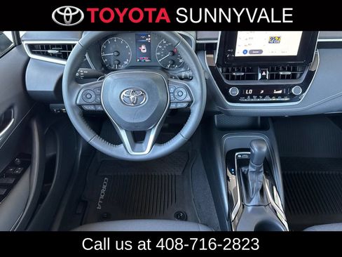 Used 2023 Toyota Corolla SE w/ SE Premium Package FWD image 19