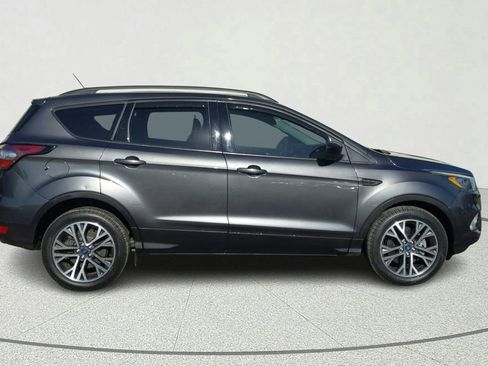 Used 2018 Ford Escape SE w/ SE Sport Appearance Package AWD/4WD image 7