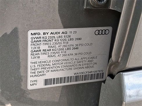 Used 2024 Audi Q3 2.0T Premium image 27