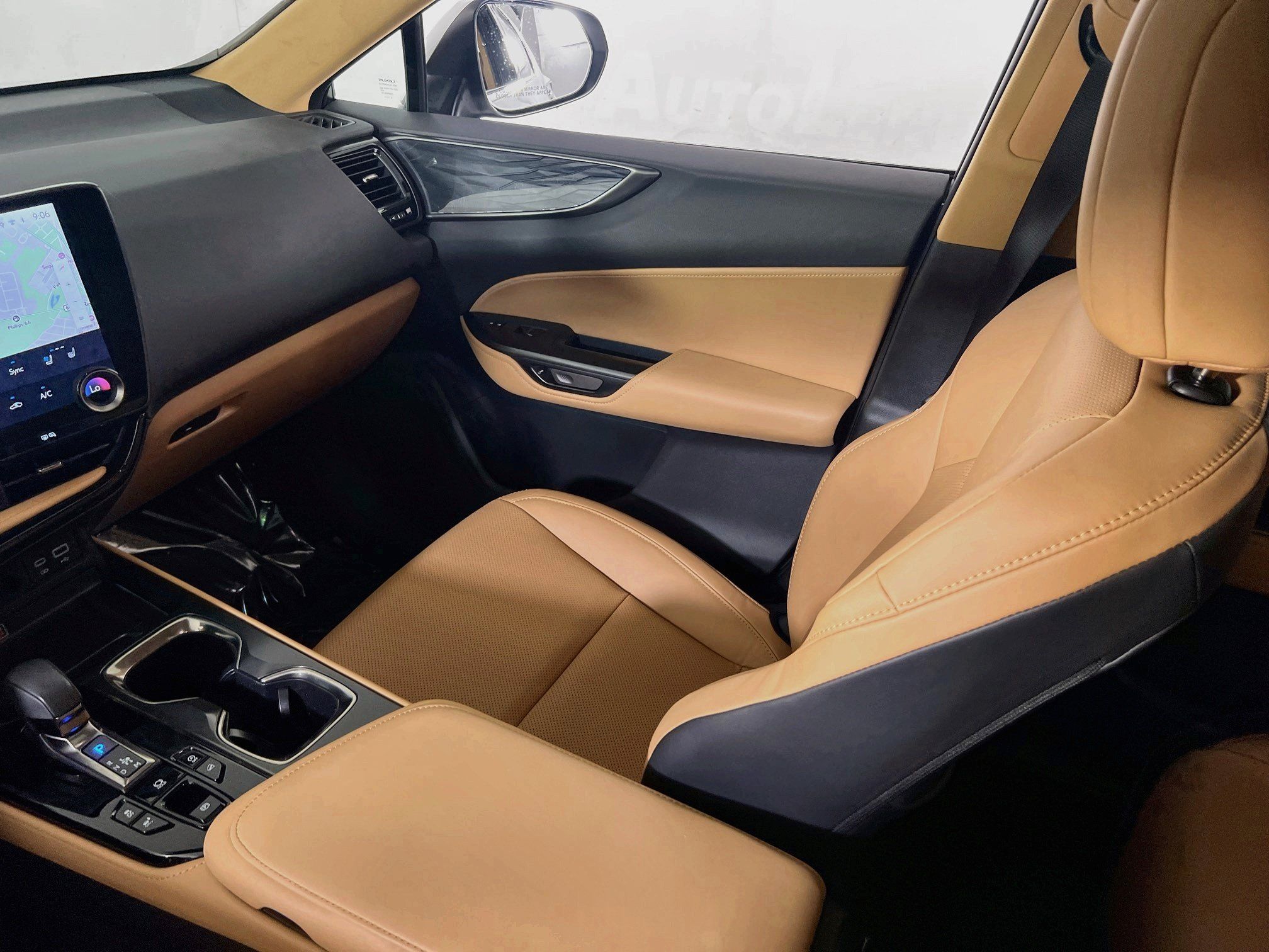 Used 2025 Lexus NX 350 AWD w/ Accessory Package (2T) image 24