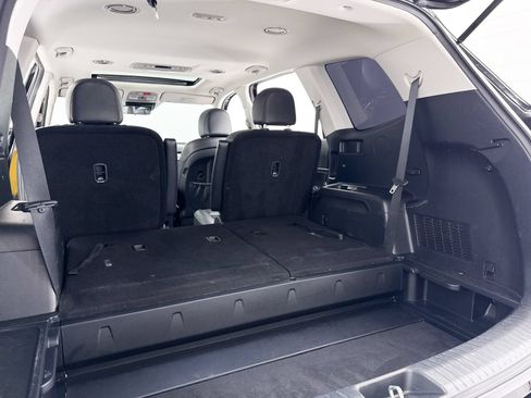 Certified 2024 Kia Telluride S w/ S Sunroof Package FWD image 34