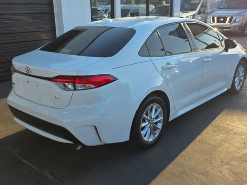 Used 2022 Toyota Corolla LE w/ LE Convenience Package FWD image 10