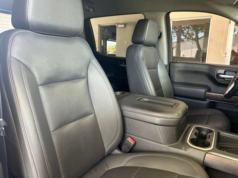 Used 2021 GMC Sierra 1500 SLT w/ SLT Premium Plus Package AWD/4WD image 23