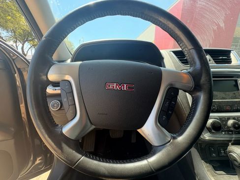 Used 2015 GMC Acadia SLT w/ Open Road Package FWD image 16