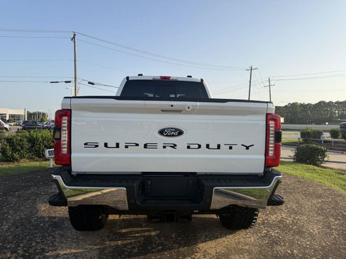 New 2026 Ford F250 Lariat w/ Lariat Premium Package AWD/4WD image 9