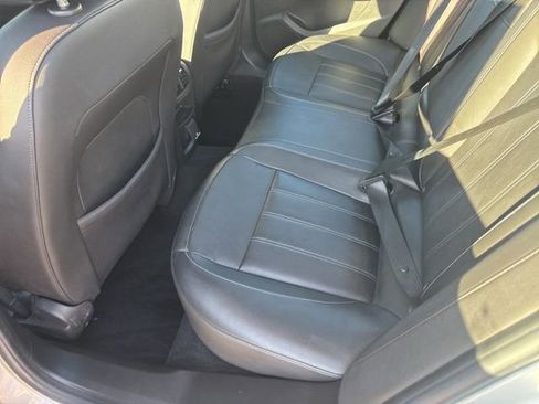 Used 2011 Buick Regal CXL w/ RL4 Preferred Equipment Group image 12