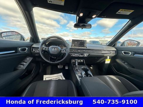 Certified 2025 Honda Civic Sport image 40