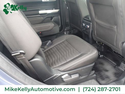 Used 2021 Ford Explorer XLT AWD/4WD image 13