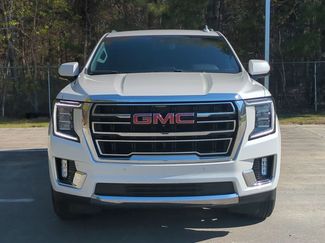 Used 2023 GMC Yukon SLT w/ SLT Luxury Package video 2