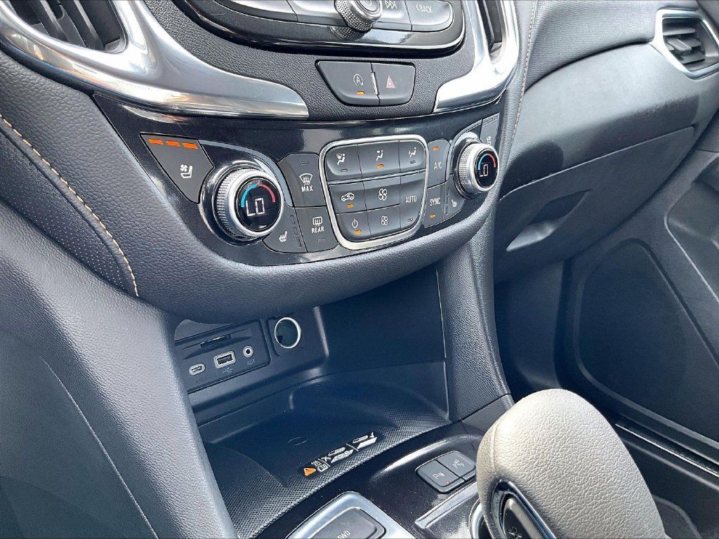 Used 2023 Chevrolet Equinox Premier AWD/4WD image 31