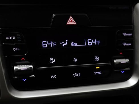 Used 2021 Kia Sorento S AWD/4WD image 10