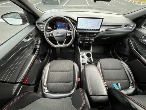 Certified 2024 Ford Escape ST-Line w/ Tech Pack #1 image 21