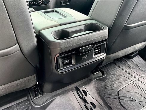 Used 2022 Chevrolet Silverado 1500 ZR2 w/ Technology Package AWD/4WD image 12