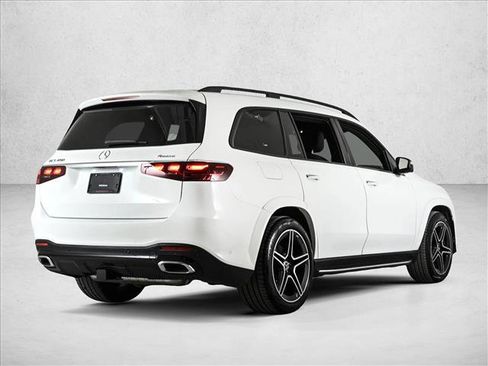 Certified 2025 Mercedes-Benz GLS 450 4MATIC image 4