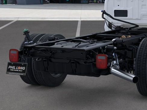 New 2026 Ford F550 4x4 Crew Cab image 21
