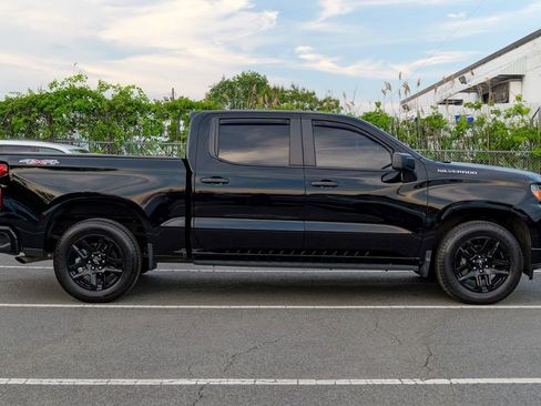 Used 2023 Chevrolet Silverado 1500 Custom AWD/4WD image 10