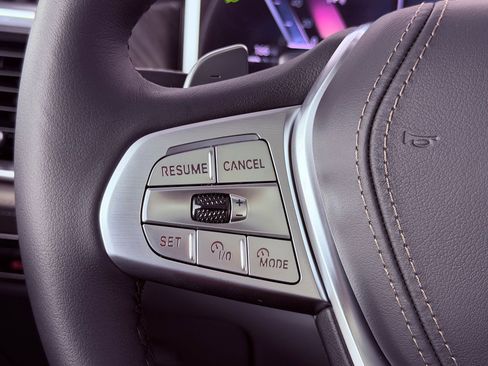 New 2026 BMW X7 xDrive40i image 16