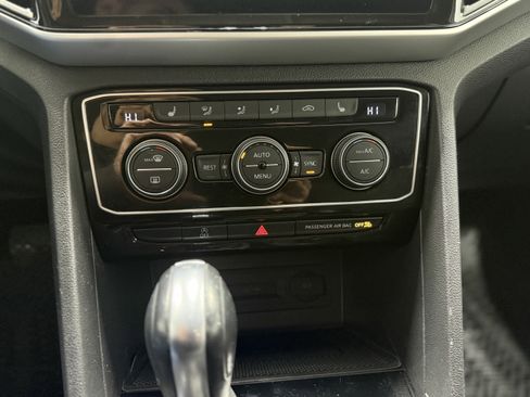 Used 2023 Volkswagen Atlas SE image 22