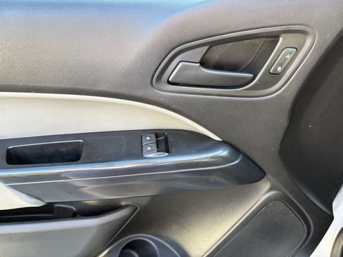 Used 2018 Chevrolet Colorado W/T image 13