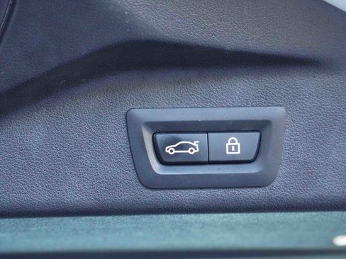 Certified 2023 BMW X5 M50i w/ Executive Package image 38