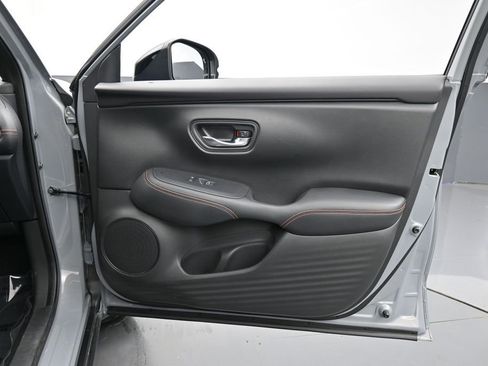 Used 2023 Honda HR-V Sport image 31