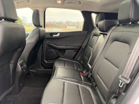 Used 2022 Ford Escape SEL image 31