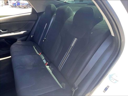 Used 2021 Hyundai Elantra SEL FWD image 27