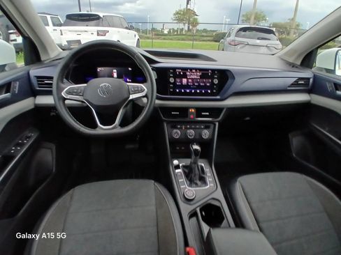 Used 2022 Volkswagen Taos SE AWD/4WD image 24