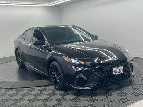 Certified 2025 Toyota Camry SE image 2