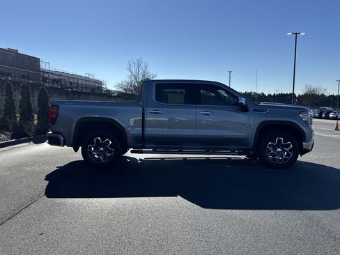 New 2026 GMC Sierra 1500 SLT w/ SLT Premium Plus Package image 11