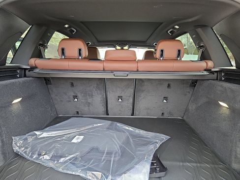 New 2026 BMW X5 xDrive40i w/ M Sport Package image 12