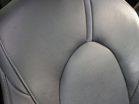 Used 2021 Toyota Camry XLE w/ Navigation Upgrade Package image 16