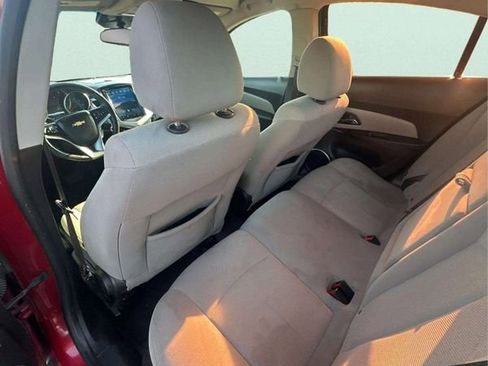Used 2011 Chevrolet Cruze Eco FWD image 19