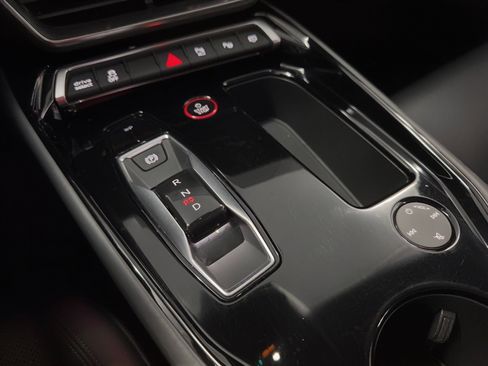 Used 2022 Audi e-tron GT Prestige w/ Prestige Package image 25